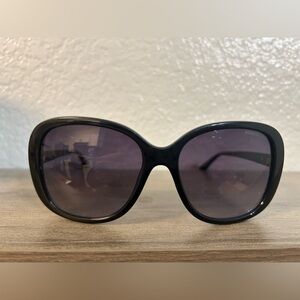 NWOT - Kenneth Cole Women's Black Sunglasses